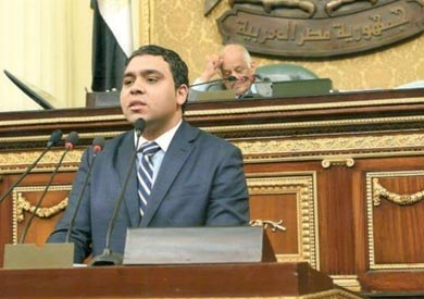 الكاتب شريف الورداني