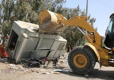 حملات مكثفة على حي النزهة ومنطقة الشيراتون