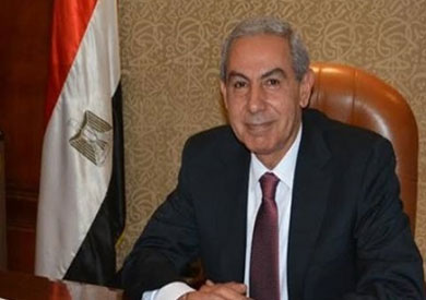 وزير الصناعه والتجاره-طارق قابيل