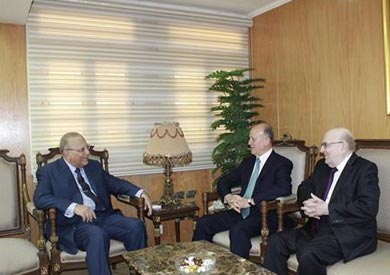 مصر ولبنان يبحثان آليات تفعيل الاتفاقية القضائية ( وزيرا العدل المصري واللبناني)