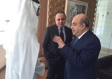 وزير السياحة يواصل لقاءاته فى معرض دبى