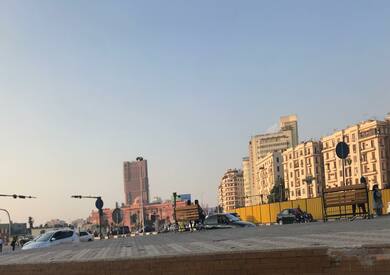 ميدان التحرير بدون سارية علم مصر