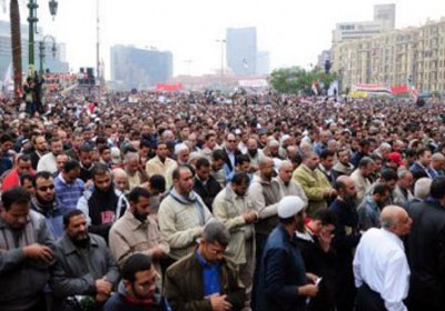 صلاة الجمعة بميدان التحرير في جمعة حلم الشهيد