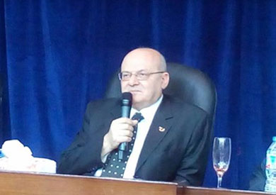 الدكتور خالد عبد الباري رئيس جامعة الزقازيق