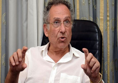 الناشط السياسي ممدوح حمزة