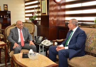 صورة وزير التنمية المحلية مع محافظ البحر الأحمر