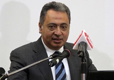 وزير الصحة أحمد عماد الدين - أرشيفية