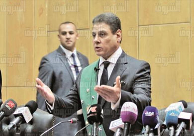 مرسي النطق بالحكم في قضية التخابر تصوير احمد عبد اللطيف