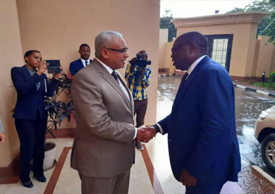 وزير خارجية زامبيا يُقدم واجب العزاء في وفاة مبارك