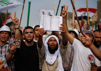 القوات المسلحة: لن نسمح بإهانة أو الاعتداء على المنتمين للتيار الإسلامي