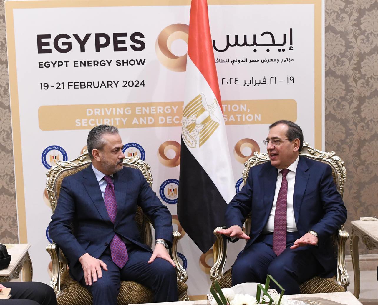 الملا يبحث فرص مساهمة شركات البترول المصرية في تنفيذ المشروعات بليبيا