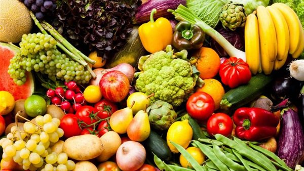 أسعار الخضراوات والفاكهة اليوم الإثنين 3 يونيو 2024 بسوق العبور