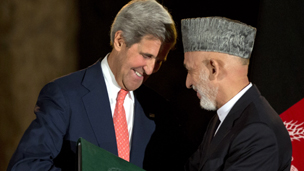 جاء الإعلان عن موقفي الجانبين بعد محادثات لكيري في كابول