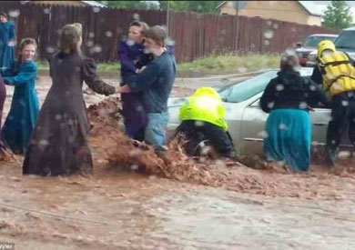 ظاهرة «النينيو» تسبب فيضانات وانزلاقات للتربة في كاليفورنيا