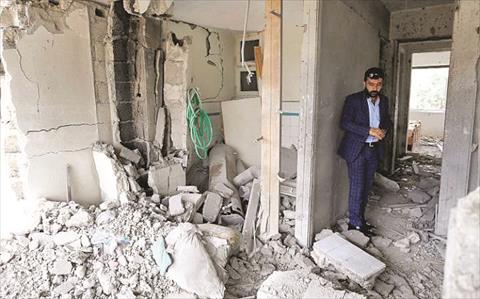 أرشيفية لمنزل في بلدة كلس التركية الحدودية دمرته قذائف «داعش»