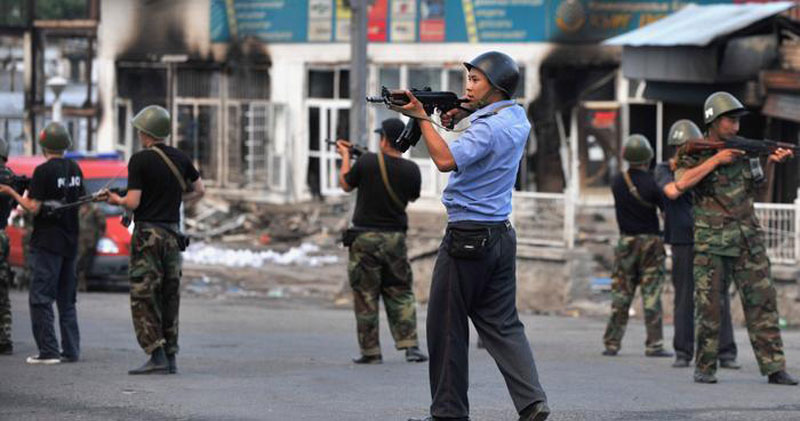 إصابة 3 في هجوم انتحاري بسيارة مفخخة على السفارة الصينية في قرغيزستان