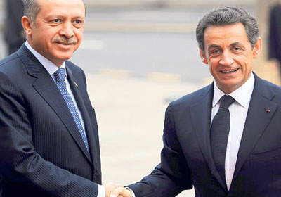 الرئيس الفرنسي نيكولا ساركوزي ورئيس الوزراء التركي رجب طيب اردوغان