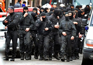 الشرطة الفرنسية-ارشيفية