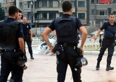 الأمن التركي يوقف 38 شخصًا يشتبه تورطهم في تسريب أسئلة امتحانات الموظفين