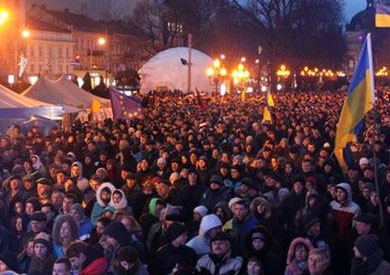 متظاهرون أوكرانيون في كييف