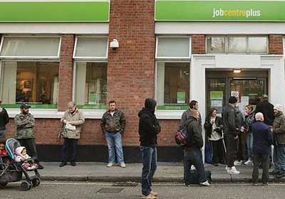 البطالة في بريطانيا