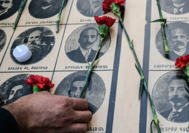 يقول الأرمن أن 1.5 مليون أرمني قتلوا ما بين 1915 و1917، عندما كانت الإمبراطورية العثمانية تتهالك.