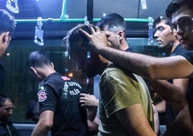 اعتقال أكاديمي وصحفي على خلفية محاولة الانقلاب