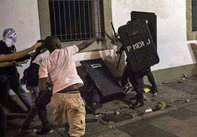 اشتباكات بين الشرطة ومتظاهرين في البرازيل - أرشيفية