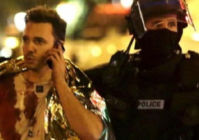 وصف شهود عيان المشهد عقب هجمات باريس بأنه "مروع"