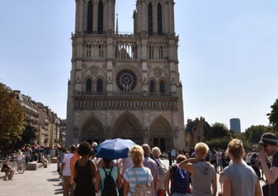 تعد كاتدرائية نوتردام من أهم الوجهات السياحية في العاصمة الفرنسية باريس.