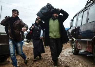 ارتفاع هائل في عدد اللاجئين السوريين المتجهين إلى الحدود التركية