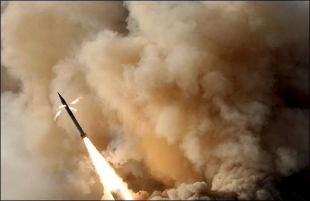 الصاروخ البالستي الهندي أثناء إطلاقه