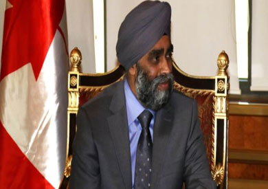 وزير الدفاع الكندي هارغيت ساجان