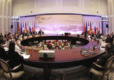 اجتماع لمجموعة 5 + 1 بشأن البرنامج النووي الإيراني