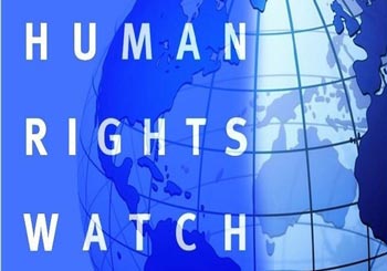 «هيومن رايتس ووتش» تتهم الأمم المتحدة بـ«التواطؤ» في إبعاد اللاجئين الأفغان من باكستان