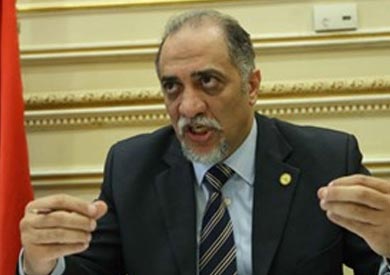 الدكتور عبد الهادى القصبى