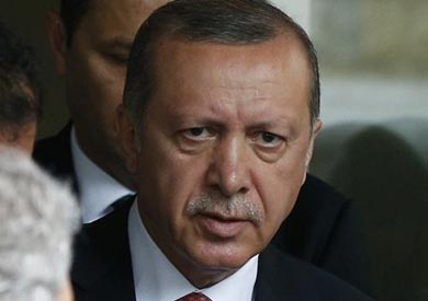 اردوغان تعهد بمحاربة من وصفهم بالإرهابيين