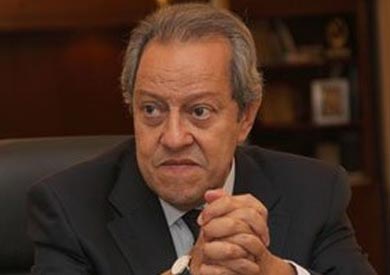منير فخري عبد النور وزير الصناعة والتجارة والمشروعات الصغيرة والمتوسطة