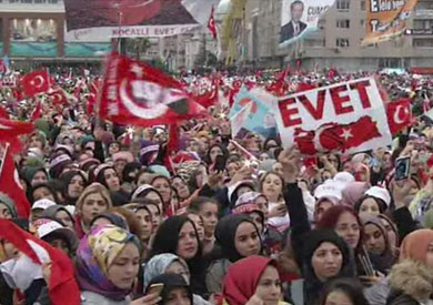 هل يصب التصعيد الدبلوماسي بين تركيا وه\ولندا في صالح أردوغان؟
