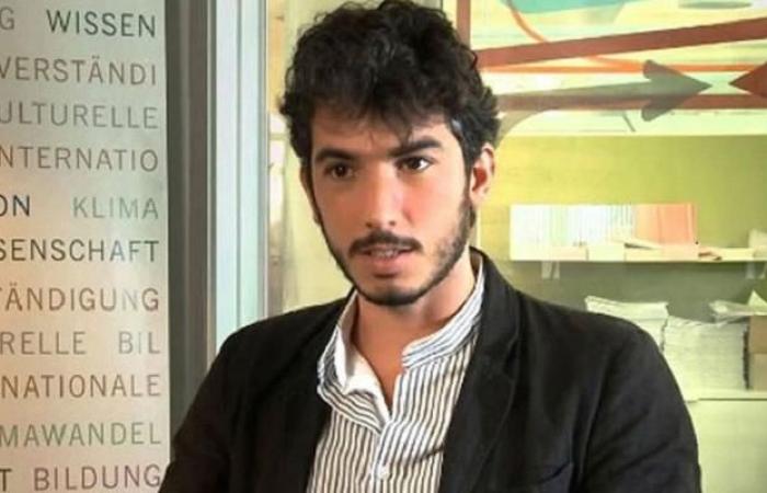 تركيا تفرج عن الصحفي الإيطالي بعد أسبوعين من احتجازه