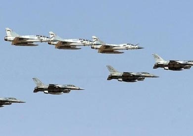 طائرات اف-16