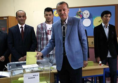 فوز حزب أردوغان بالانتخابات