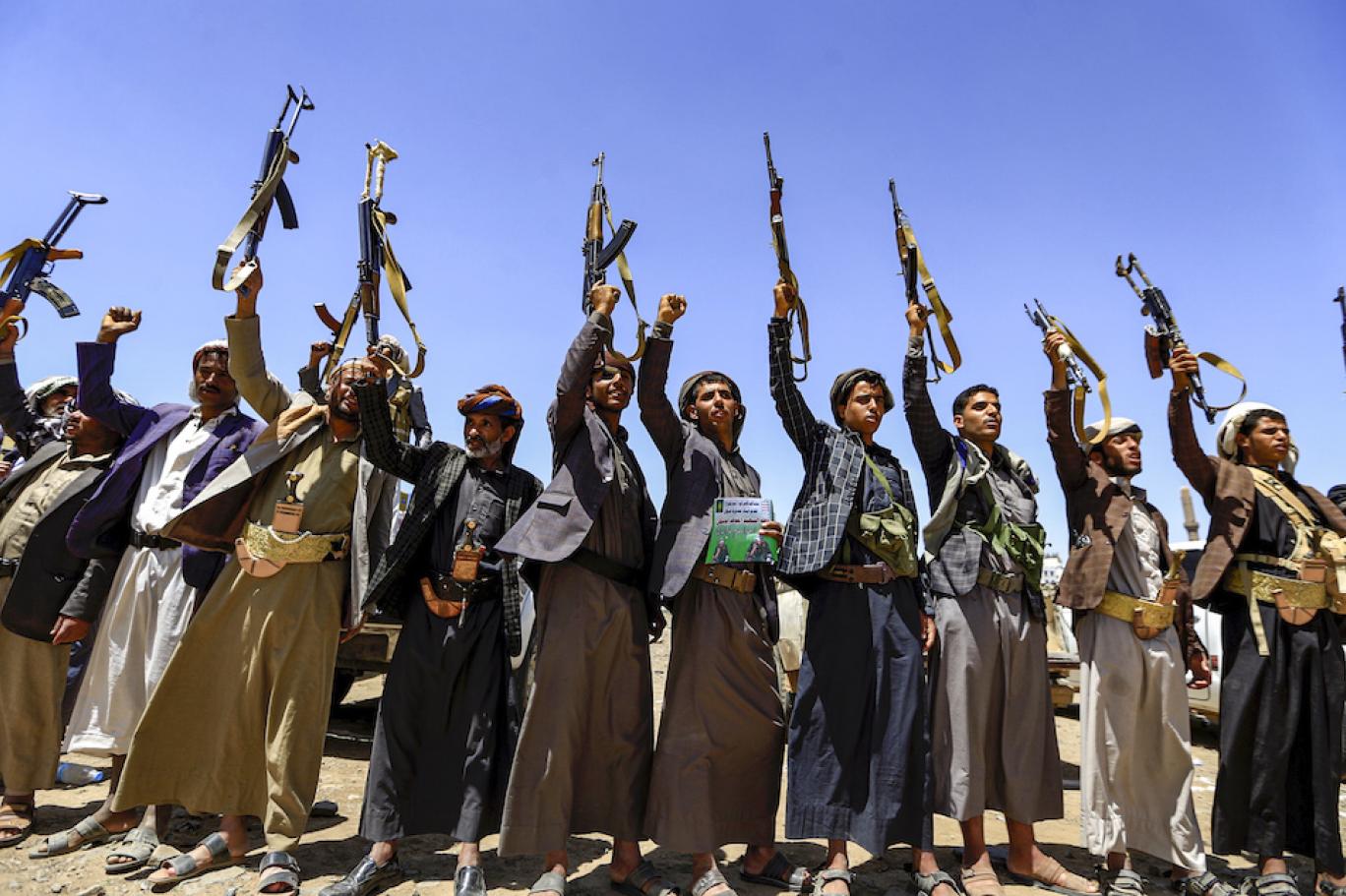 الحوثيون يطلبون من العاملين الأمريكيين والبريطانيين مغادرة اليمن خلال 30 يوما - بوابة الشروق - نسخة الموبايل