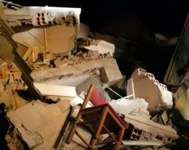 آثار زلزال ألبانيا