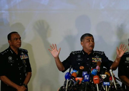 الشرطة الماليزية تقول إن الدبلوماسي يشغل منصب أمين عام ثان في سفارة كوريا الشمالية في كوالا لامبور.