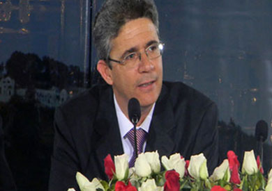 عدنان منصر