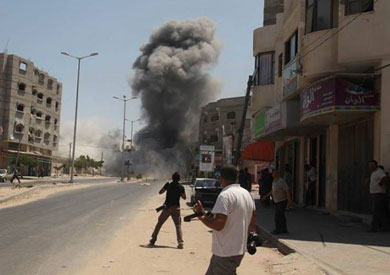 انفجار صاروخ من مخلفات الحرب بمنزل في غزة