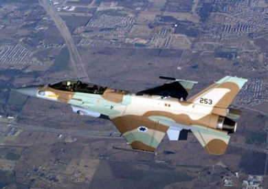 طائرة حربية إسرائيلية تخترق الأجواء اللبنانية<br/><br/> - ارشيفية