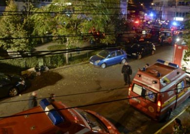 ردد المتظاهرون شعار "الفساد يقتل" وطالبوا باستقالة وزير الداخلية