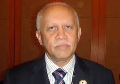 وزير الصحة اليمني الدكتور رياض ياسين